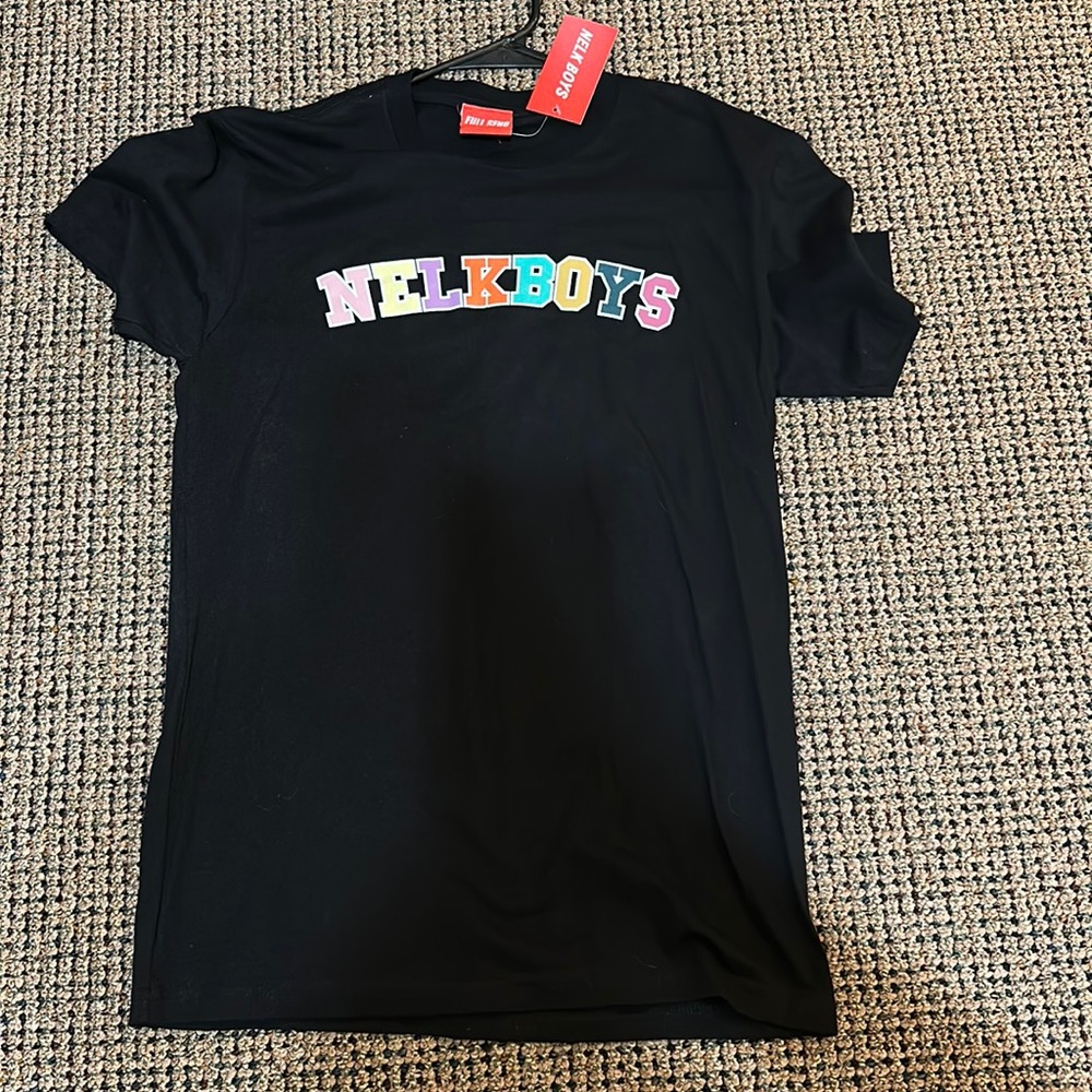 NELKBOYS NELK FULLSEND COLORFUL T-SHIRT SIZE SMALL (S)